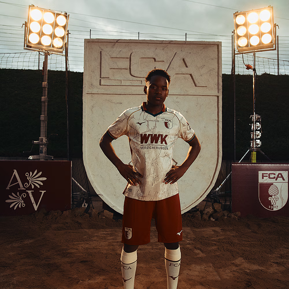 FC Augsburg - Heimtrikot